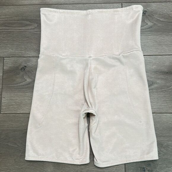 Miraclesuit High‎ Waist Mid Thigh Nude Tan Shapewear Size XL - Picture 2 of 11